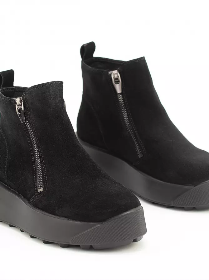 Female boots Respect: black, Winter - 01