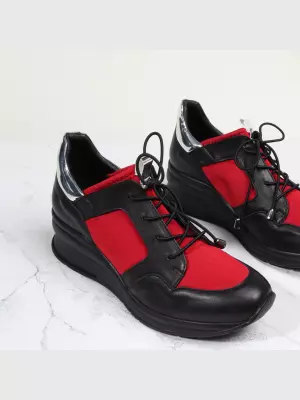 Female shoes Respect:  multi, Year - 02