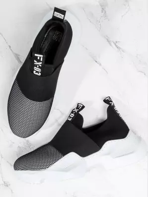 Female sneakers Respect:  black, Year - 01