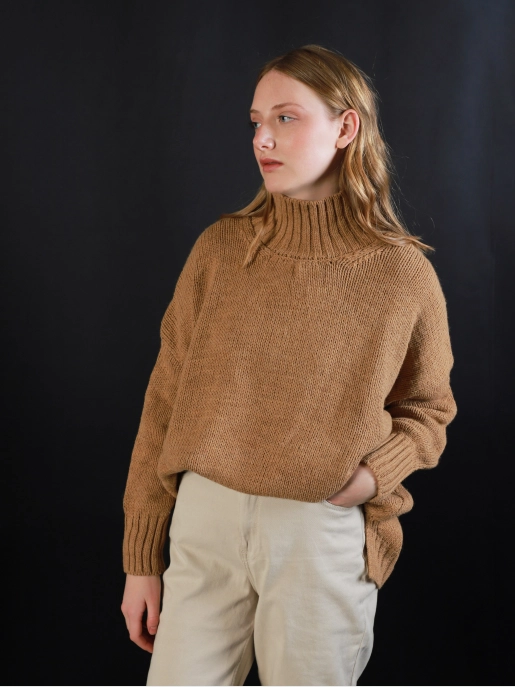 Female Sweaters URBAN TRACE: brown, Demі - 01