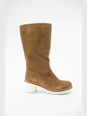 Female high boots :  brown, Winter - 01