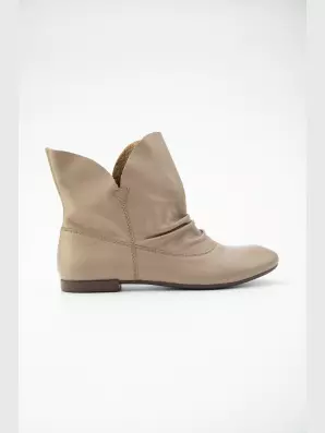 Female boots :  beige, Demі - 01
