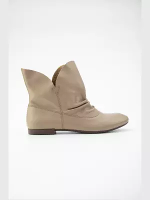 Female boots :  beige, Demі - 01