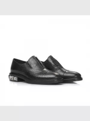 Female shoes Respect:  black, Year - 02