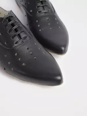 Female shoes :  black, Summer - 02