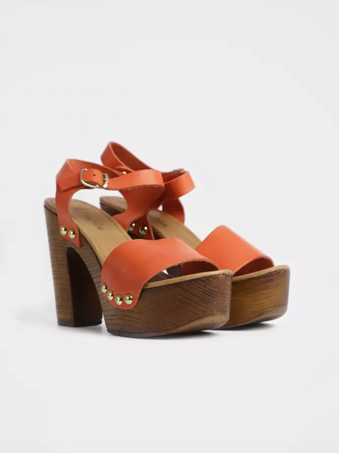 Female sandals : yellow, Summer - 01