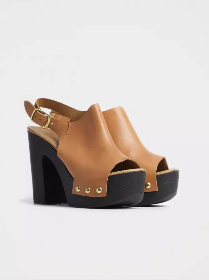 Female sandals : brown, Summer - 01