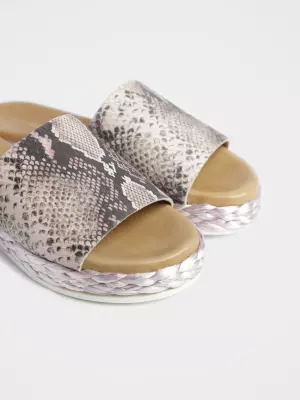 Women's sandals :  pink, Summer - 02