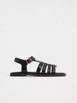 URBAN TRACE:, Summer - 01