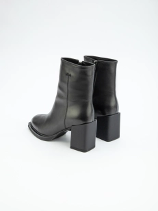 Female ankle boots URBAN TRACE:  black, Winter - 02