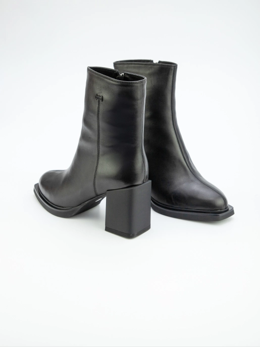 Female ankle boots URBAN TRACE: black, Winter - 03
