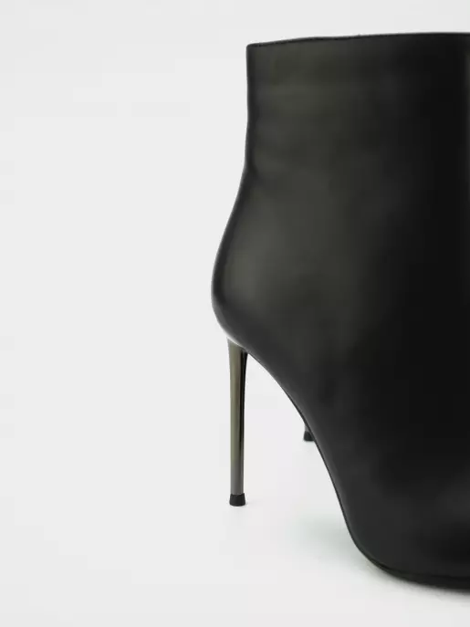 Female ankle boots URBAN TRACE: black, Demі - 02
