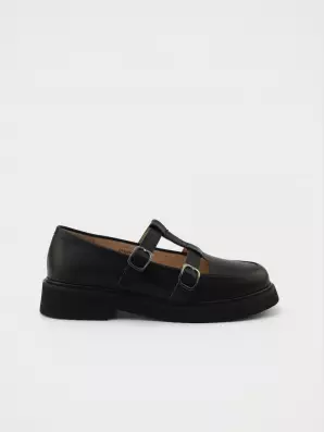 Female shoes URBAN TRACE:  black, Year - 01