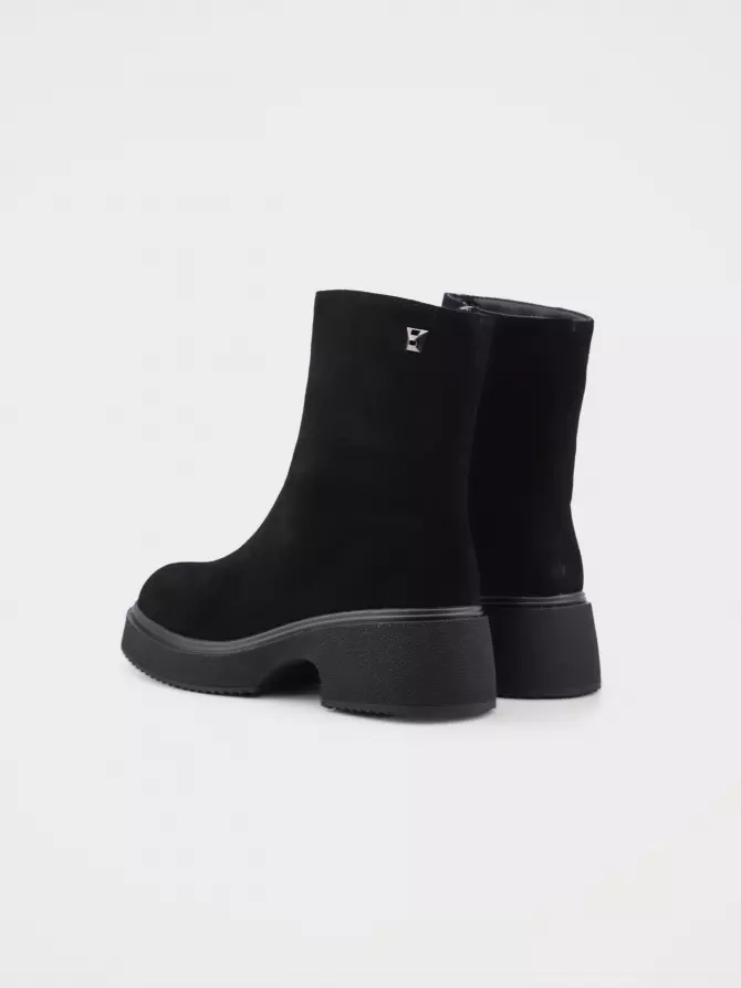 Female boots URBAN TRACE: black, Winter - 02