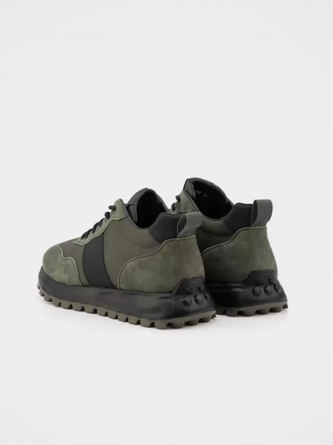 URBAN TRACE: зелений, Зима - 03