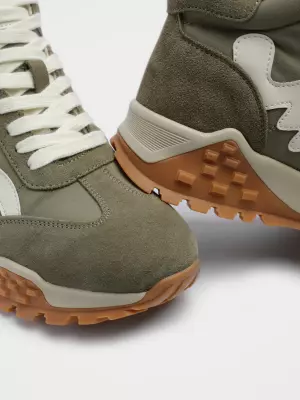 URBAN TRACE:, Winter - 02