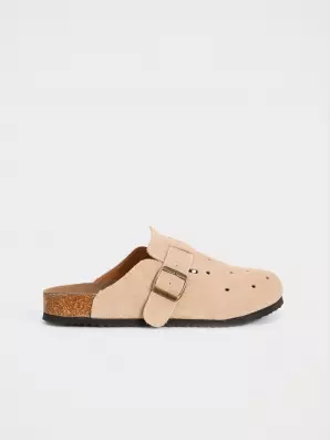 URBAN TRACE:, Summer - 01