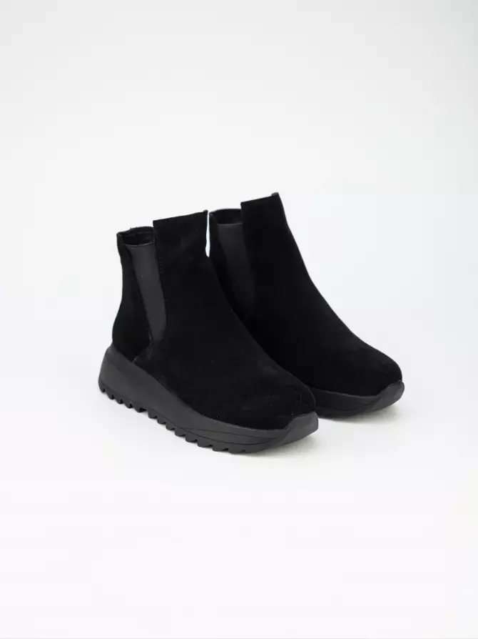 Female boots URBAN TRACE: black, Winter - 01