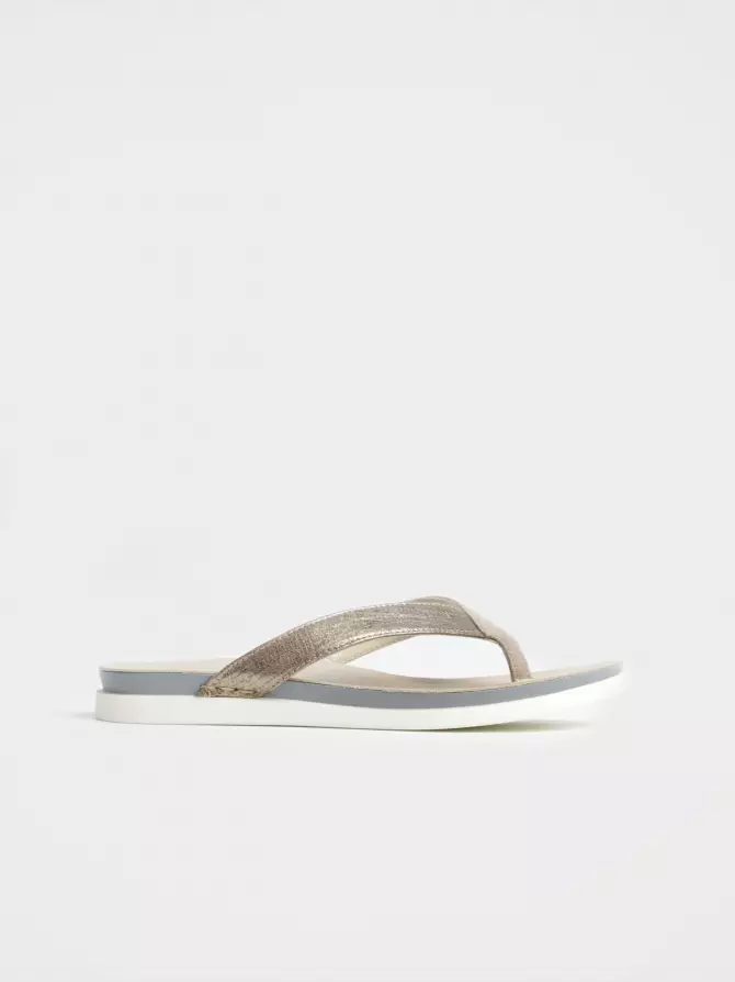 Women's clogs : beige, Summer - 00