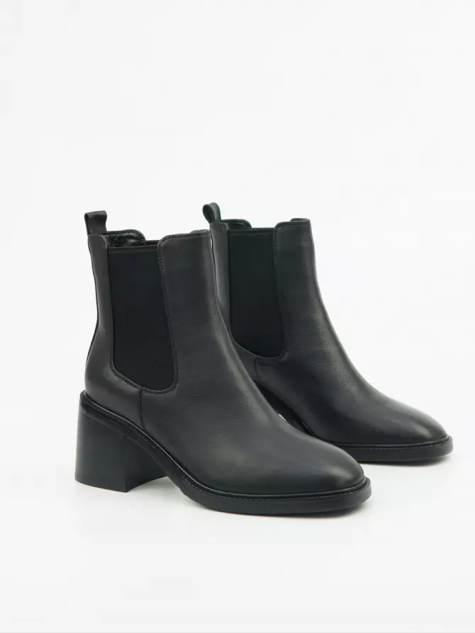 Female ankle boots Respect: black, Demі - 01