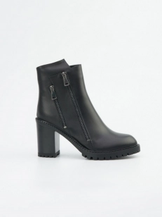 Female ankle boots Respect:  black, Demі - 01
