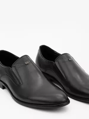 Male shoes Respect:  black, Year - 02